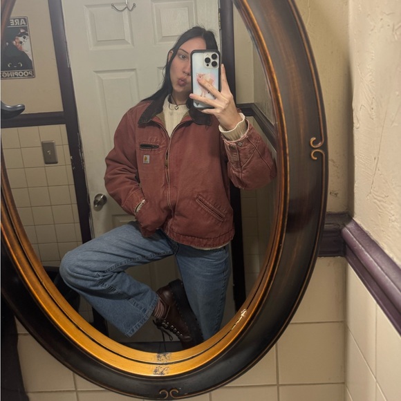 Meet your Posher, Megan - Picture 4 of 7